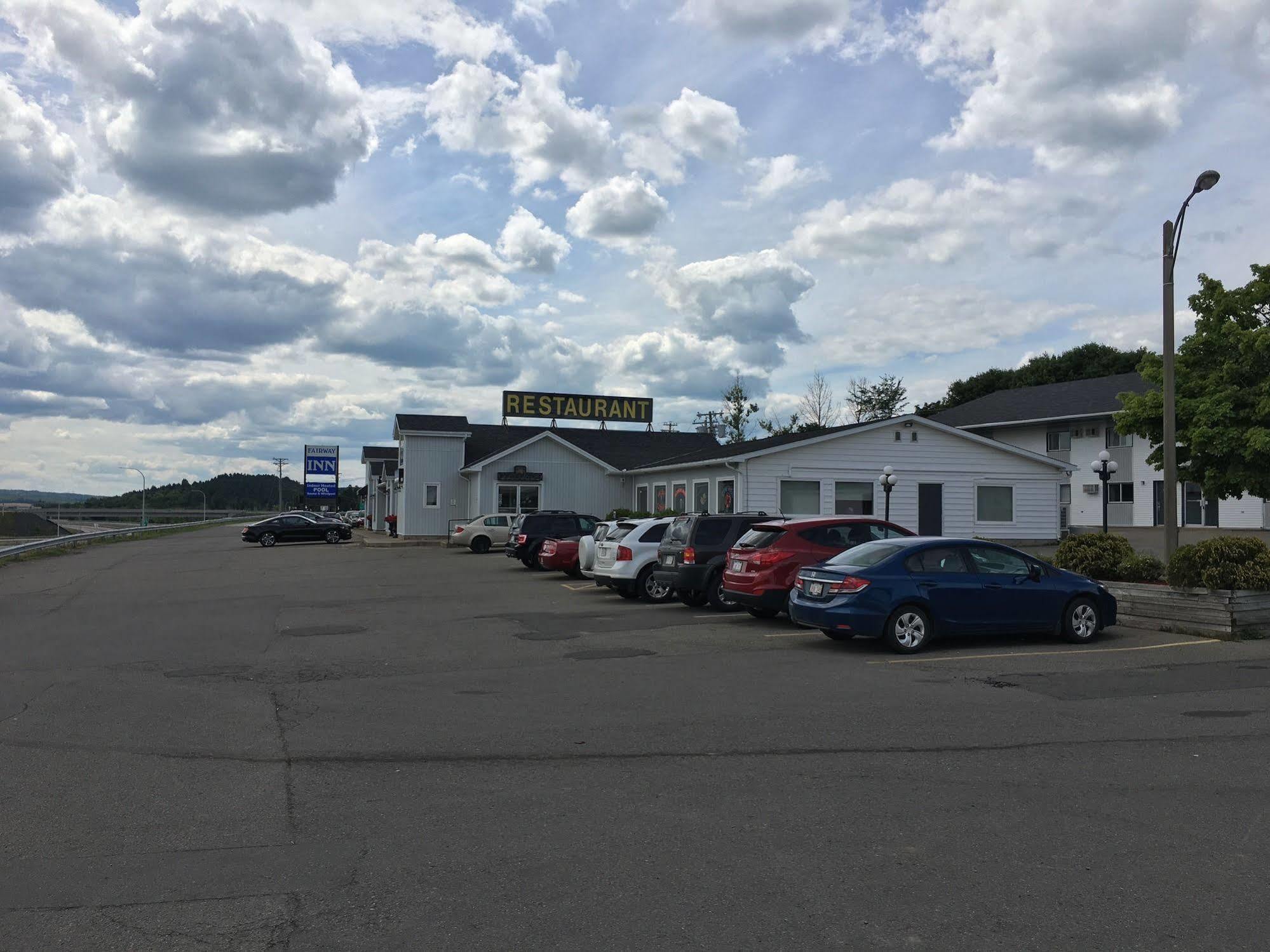 Fairway Inn Сассекс Екстер'єр фото